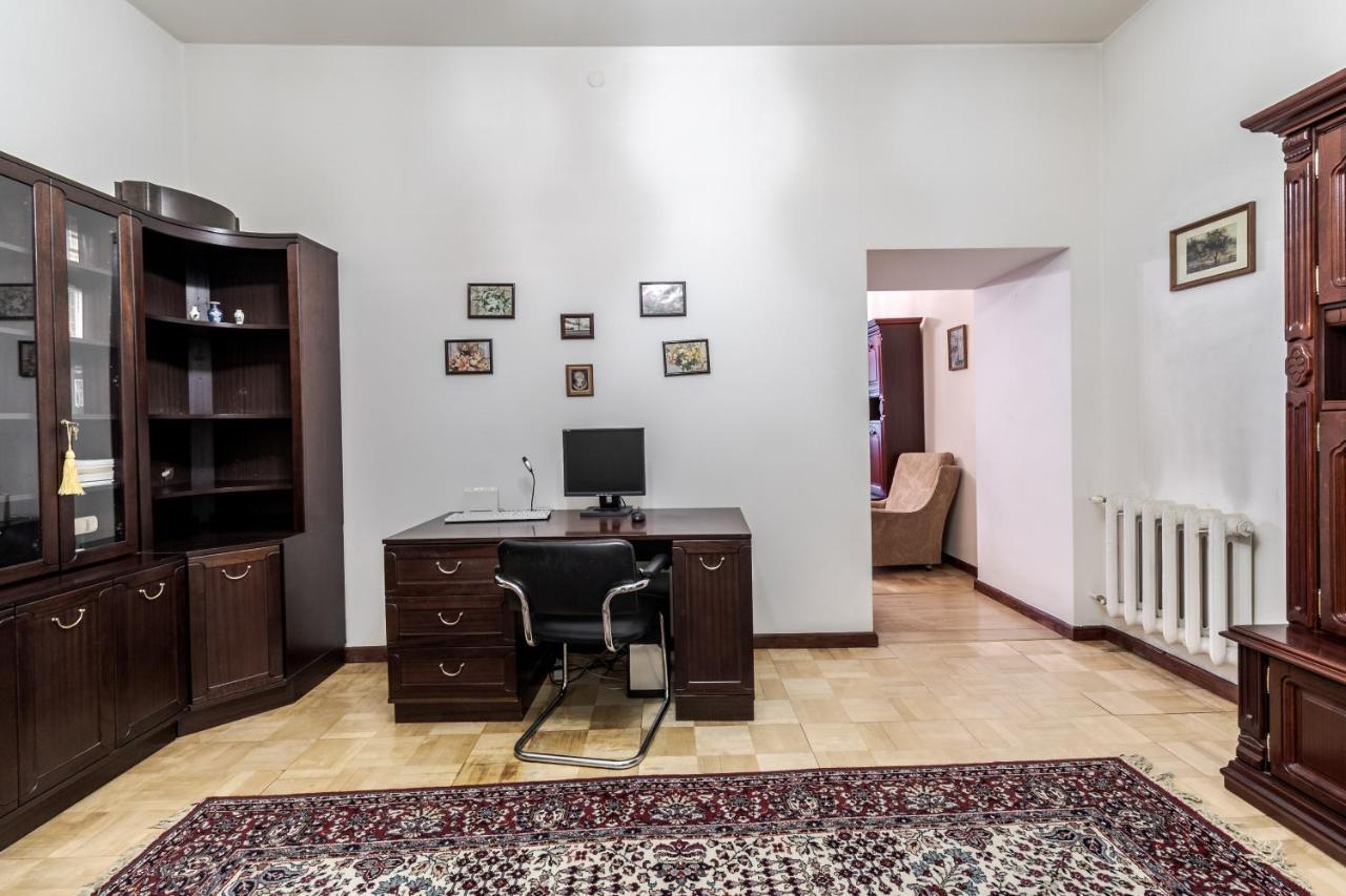 Doroshenka Antique Apartment Lviv Kültér fotó